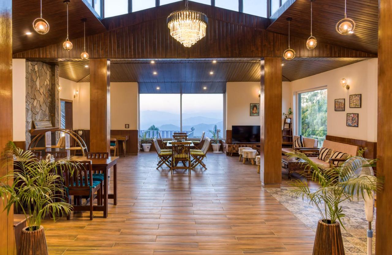 The Frostwood Resort Раникхет Экстерьер фото